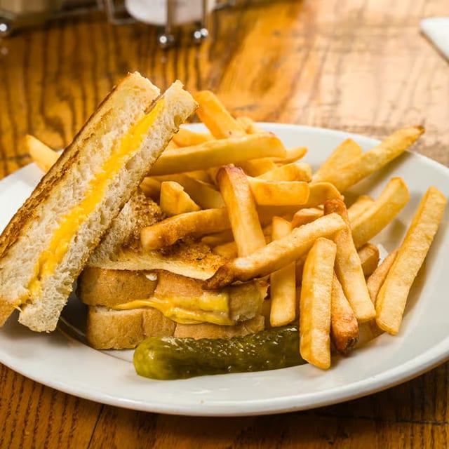 Grilled Cheese DLX.