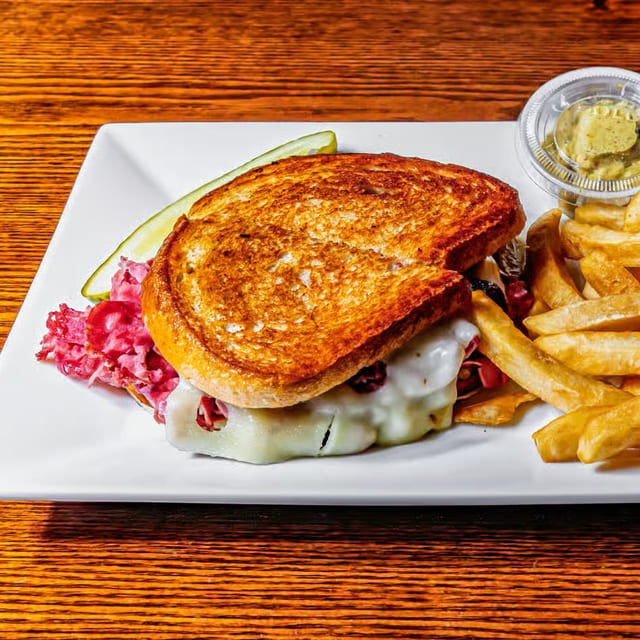 Reuben DLX.