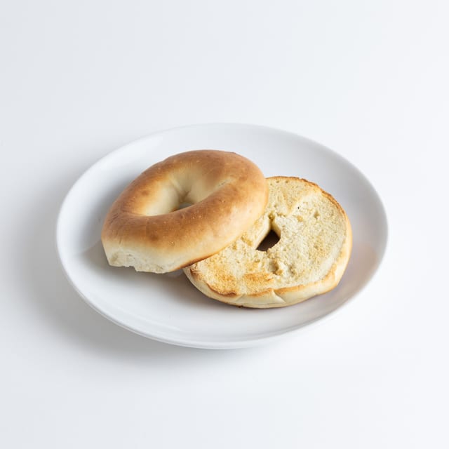 Plain Bagels.